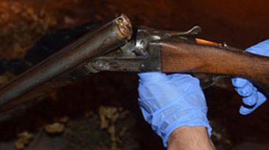 Avlanırken yanlışlıkla ağabeyini &ouml;ld&uuml;rd&uuml;