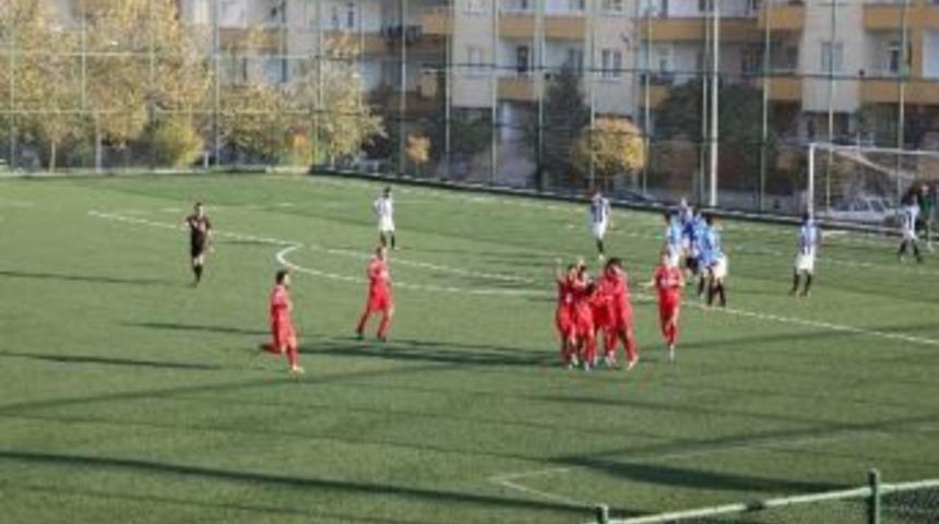 Şahinbey Sahadan 1-0 Galip Ayrıldı