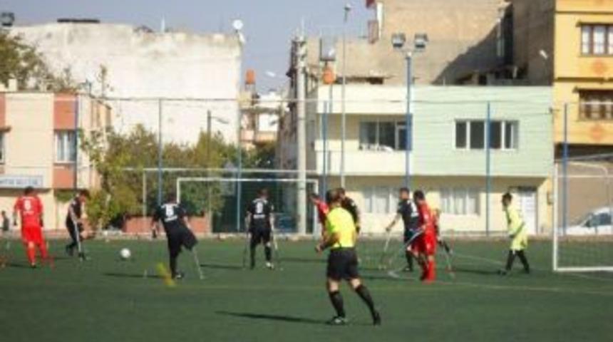 Şahinbey Ampute Futbol Takımı Lige Fırtına Gibi Girdi