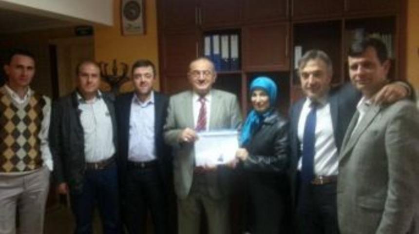 Karam&uuml;rsel'den Belediye Meclisine Baş&ouml;rt&uuml;l&uuml; Aday Adayı