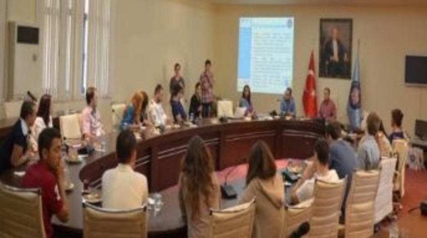 Eurodesk T&uuml;rkiye A&uuml; Eurodesk Temas Noktasını Ziyaret Etti