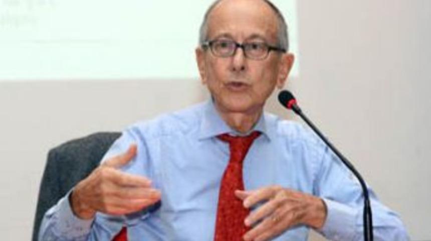 Prof. Dr. Sina Akşin'den 'sevr Ve Lozan' Konferansı