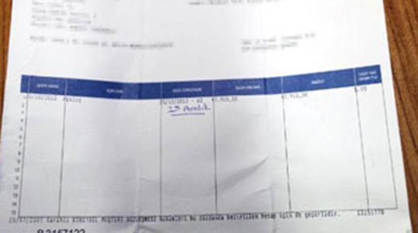 Dilenci kadının cebinden servet &ccedil;ıktı