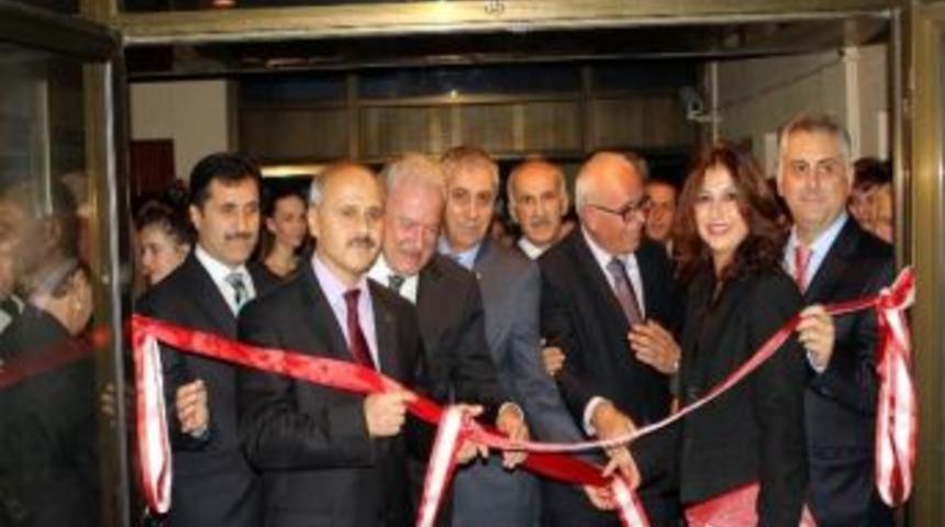 Gema Vakfı Yararına Resim Sergisi A&ccedil;ıldı