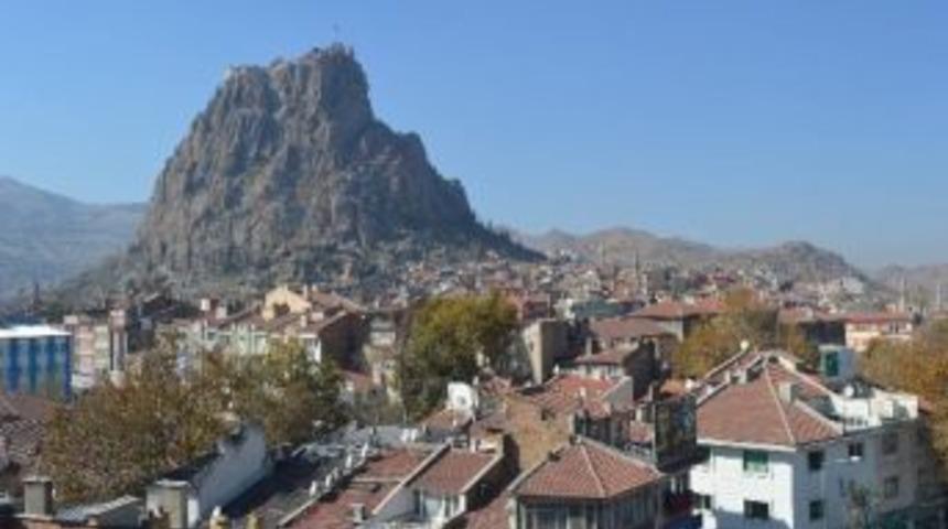 Afyonkarahisar&rsquo;da Sıcaklıklar Mevsim Normallerinde Seyrediyor