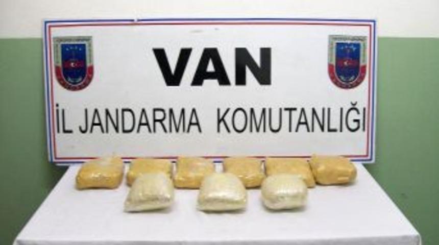 Van'da 12 Kilo Toz Esrar Ele Ge&ccedil;irildi