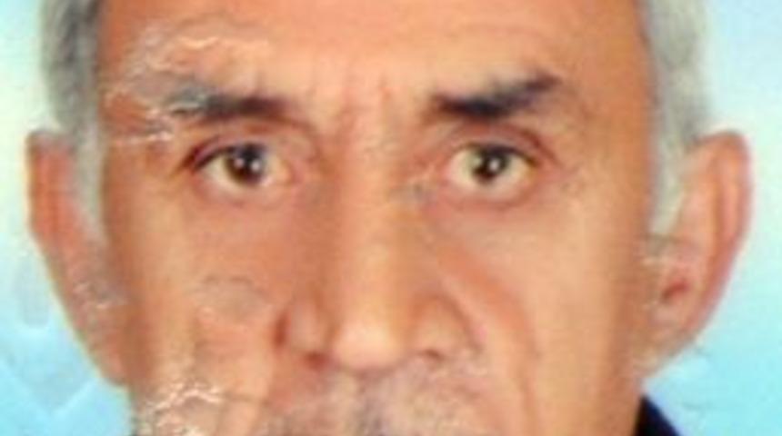 Katırdan d&uuml;ş&uuml;p s&uuml;r&uuml;klenen adam &ouml;ld&uuml;