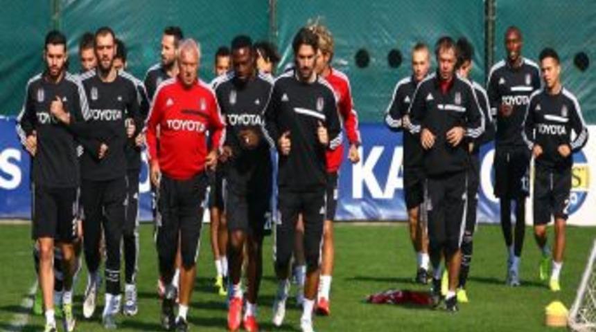 Beşiktaş, Ara Vermedi