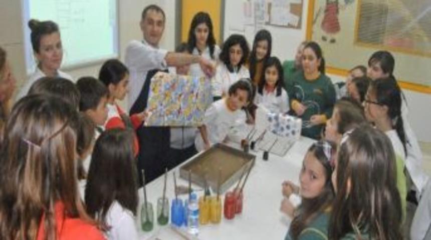 Minikler Ebru Yaptı