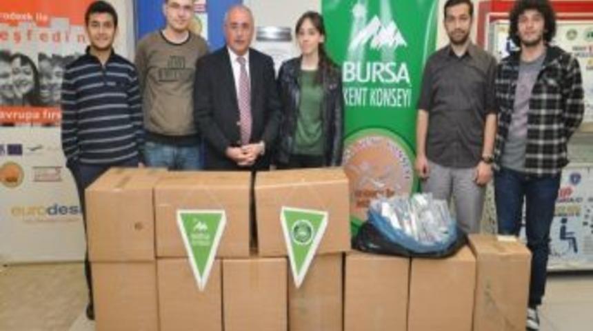 Kent Konseyi Gen&ccedil;lerinden Hakkarili &Ouml;ğrencilere Destek