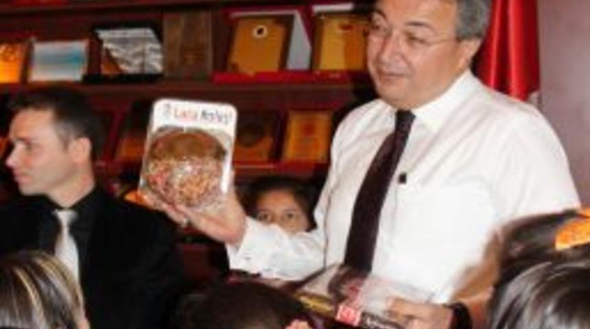 &Ouml;ğrenciler 'Başarılı İnsan' &Uuml;nitesini Belediye Başkanı Ile Işledi