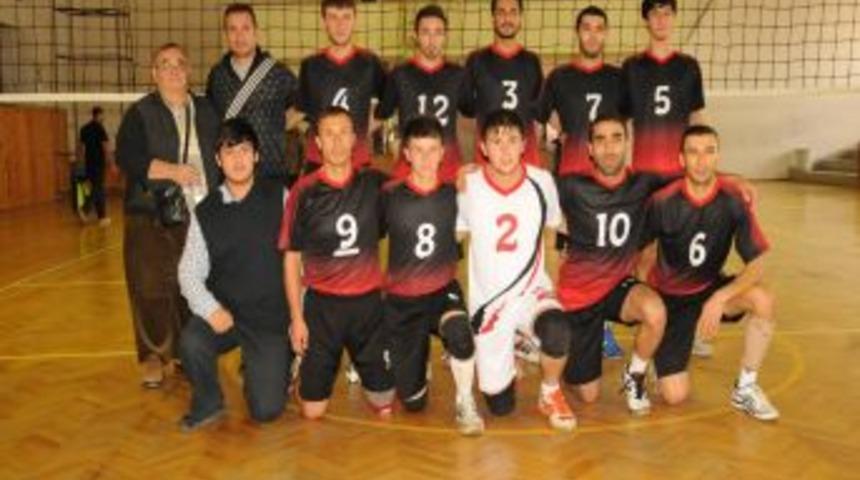 1930 Bafraspor Voleybolde G&uuml;ld&uuml;r&uuml;yor Futbolda &Uuml;z&uuml;yor