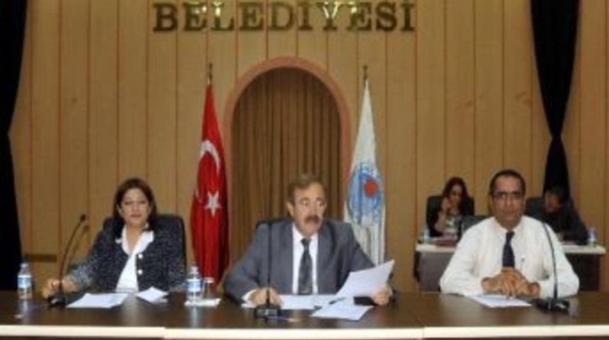 Akdeniz Belediye Meclisi Toplandı