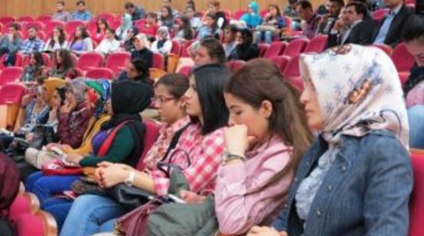 Osmanlı&rsquo;dan Cumhuriyete Y&uuml;ksek&ouml;ğretim Konulu Konferans D&uuml;zenlendi