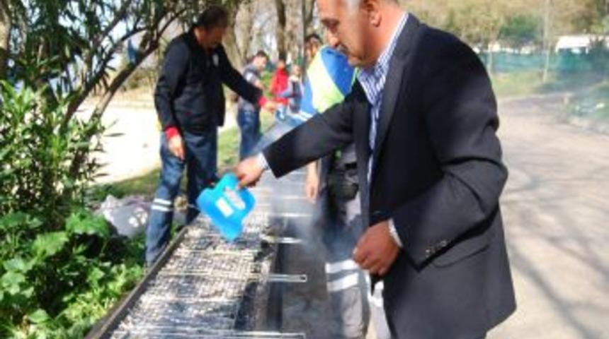 Belediye Tarafından D&uuml;zenlenen Şenlikte Yaklaşık 1 Ton Hamsi T&uuml;ketildi