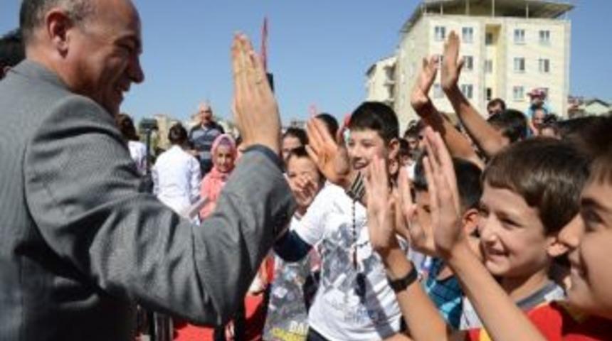 Uşak Belediyesi, Perşembe G&uuml;n&uuml; &Ccedil;ocuklara S&uuml;rpriz Yapacak