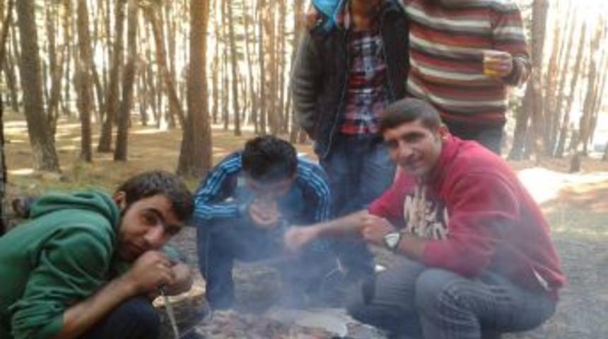 Ardahan'da Yazdan Kalma G&uuml;nler Yaşanıyor