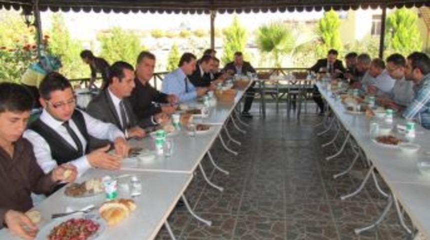 KAGİAD &Uuml;yeleri Iş Adamlarıyla Toplantı Yaptı