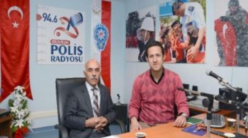 Erzurum Polis Radyosunun Bu Haftaki Konuğu Erzurumlu Araştırmacı Yazar Abdurrahman Zeynal Oldu