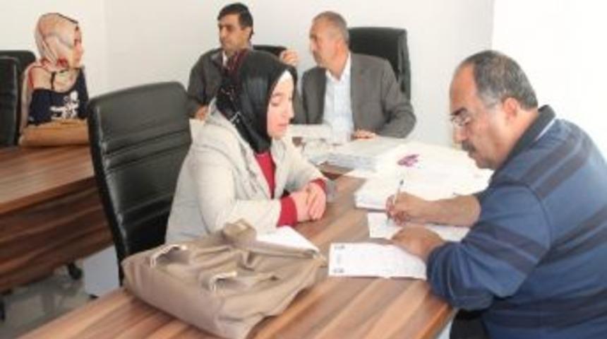 Adıyamanlılar Vakfı&rsquo;nın Burs M&uuml;lakatı Başladı