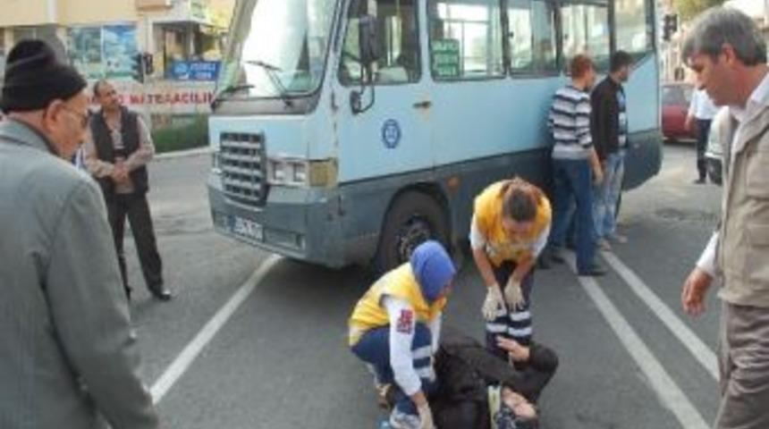 Minib&uuml;s Yayaya &Ccedil;arptı