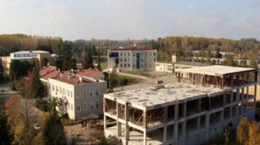 Çarşamba’ya 3. Fakülte Yolda