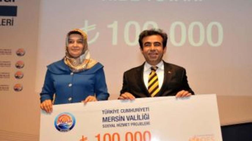 G&uuml;zeloğlu: Kadınların &Ouml;n&uuml;ndeki Engelleri Kaldırmak G&ouml;revimiz