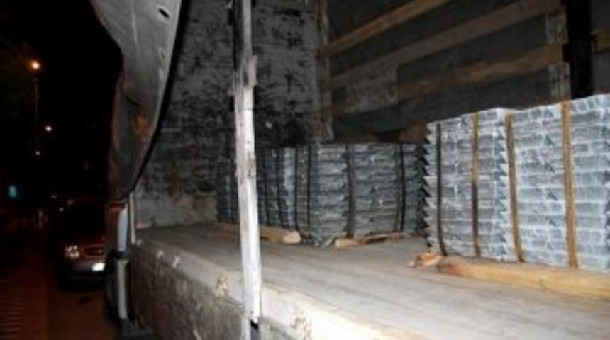 &Ccedil;ankırı'da 98 Bin Paket Ka&ccedil;ak Sigara Ele Ge&ccedil;irildi