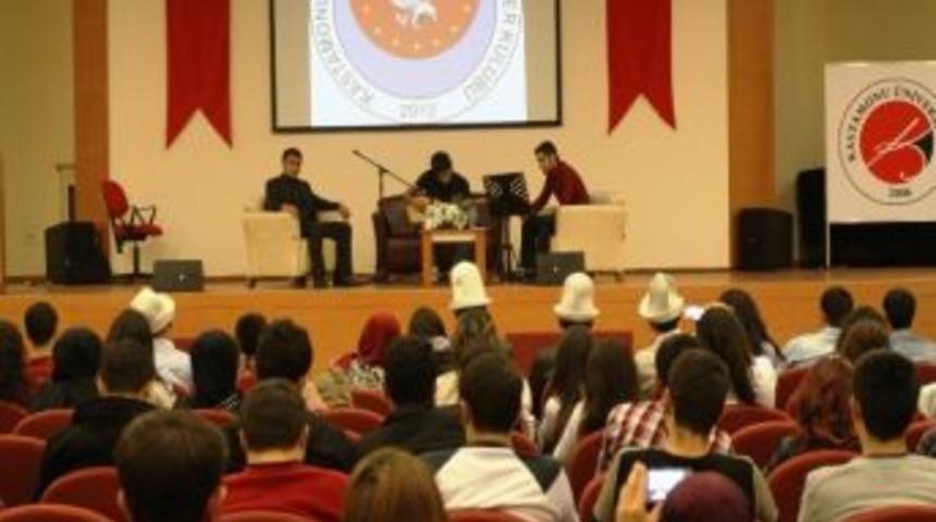 Gen&ccedil; Tarih&ccedil;ilerden T&uuml;rk&uuml; Ş&ouml;leni