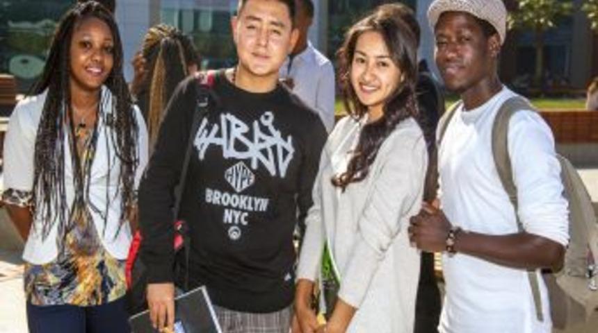 Gediz &Uuml;niversitesinde 73 &Uuml;lke Gen&ccedil;liği Eğitim G&ouml;r&uuml;yor