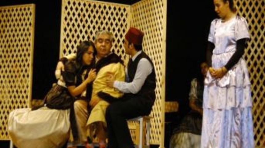 Hastalık Hastası Oyunu Beğenildi