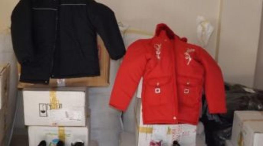 Kutbo&rsquo;dan &Ouml;ğrencilere Bot Ve Kaban Yardımı