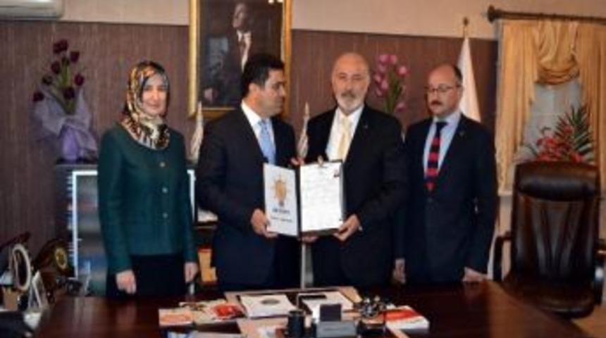 Necaattin &Ccedil;elik, Ak Parti&rsquo;den Sivas Belediye Başkan Aday Adayı Olduğunu A&ccedil;ıkladı