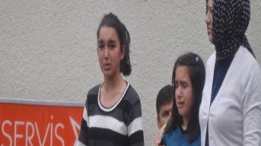&Ouml;len Annelerine Ağladılar