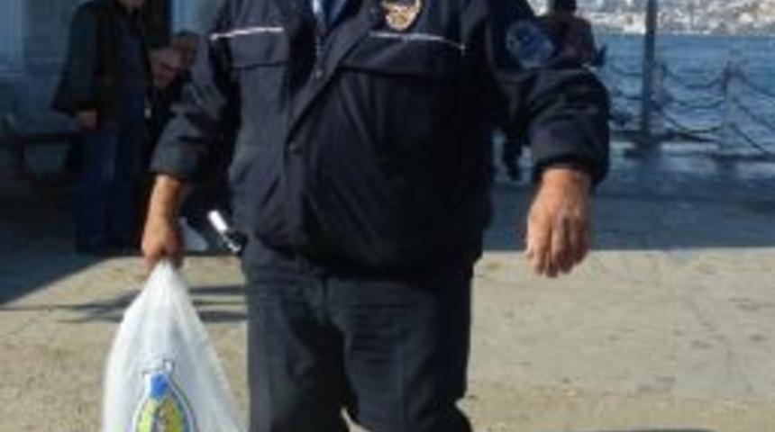 &Uuml;sk&uuml;dar'da Denizden Silahlar &Ccedil;ıktı