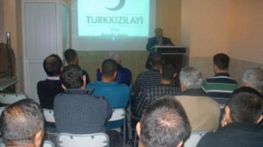 Bolvadin&rsquo;de Tutuklu Ve H&uuml;k&uuml;ml&uuml;lere Kızılay Anlatıldı