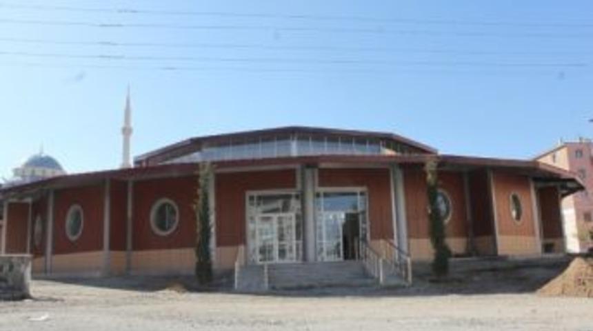 Paland&ouml;ken Belediyesi Nene Hatun Hanımlar &Ccedil;arşısının Hizmete A&ccedil;ıyor&hellip;