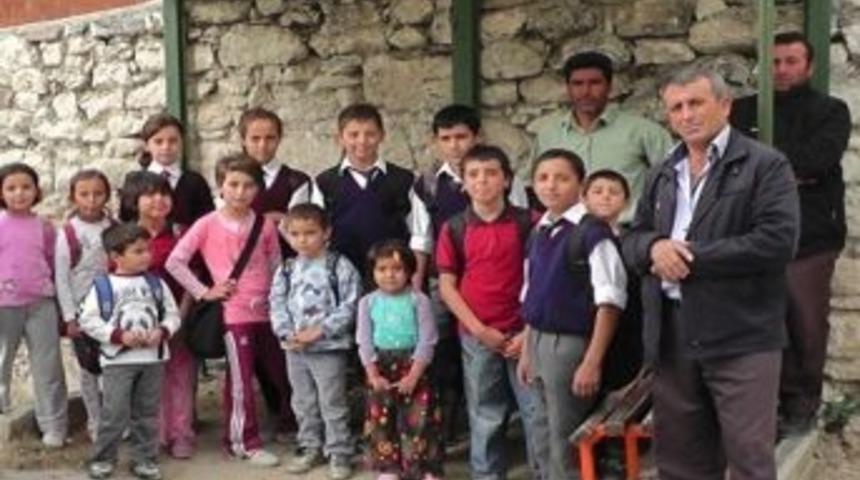 Manisa Selendi'de Taşımalı Sıkıntısı