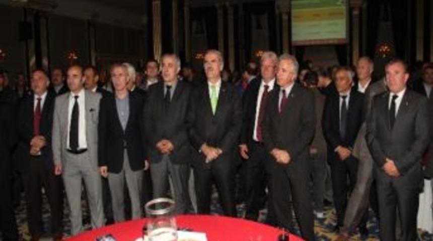 Başkan Altepe&rsquo;ye Spora Katkı &Ouml;d&uuml;l&uuml;