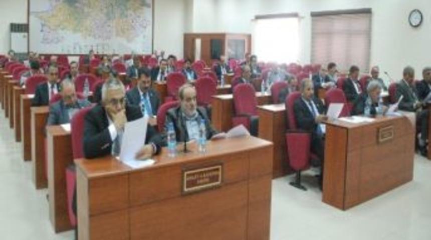 İl Genel Meclisi Kasım Ayı Toplantısında Davet Polemiği Yaşandı