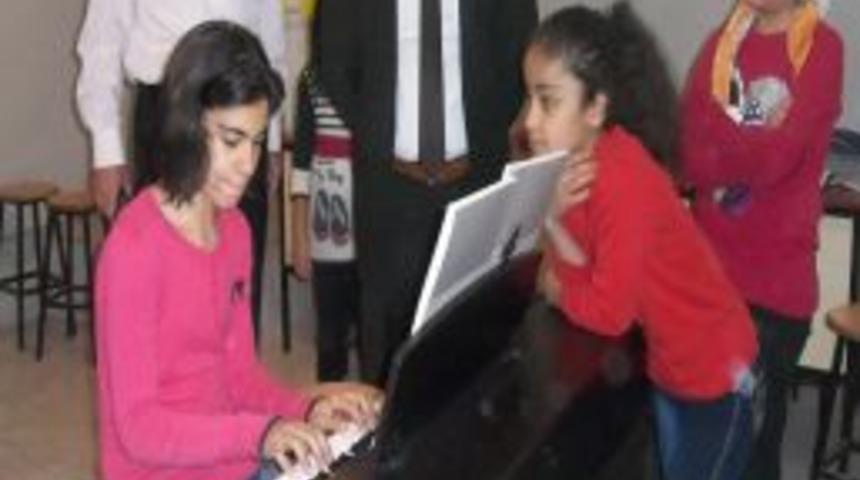 Melodiler Beşevler&rsquo;den Y&uuml;kseliyor