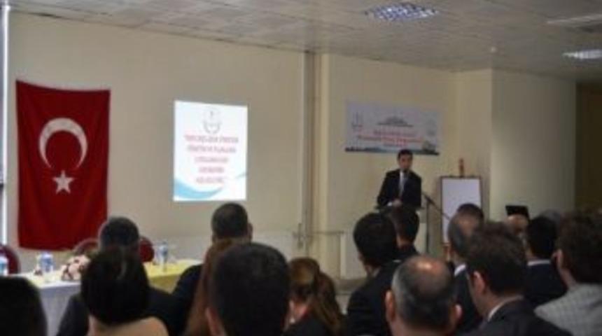 Ayvalık&rsquo;ta Meb 2015-2019 Stratejik Plan Uygulamaları Semineri