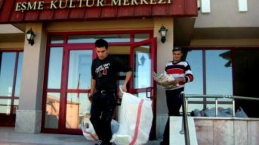 Eşme&rsquo;de Atık Kağıt Kampanyası Devam Ediyor