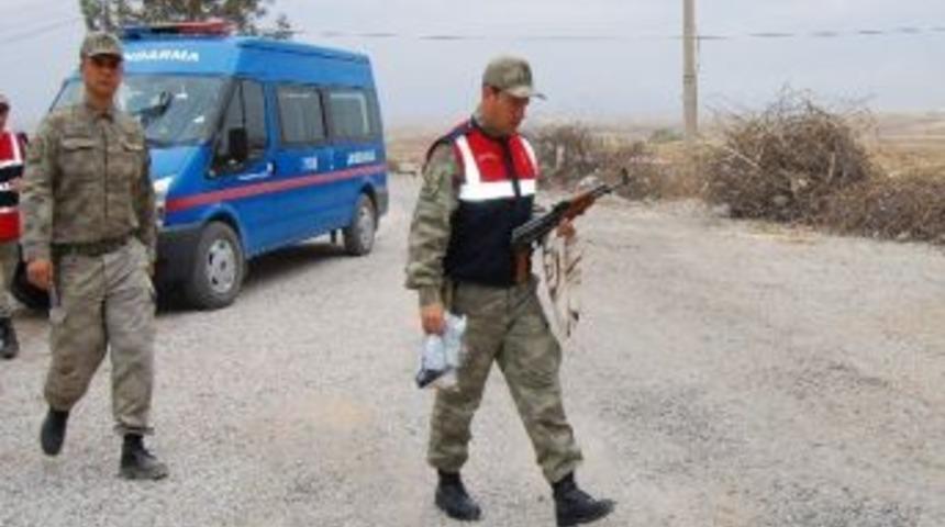 Jandarma, Uzun Namlulu Silah Ele Ge&ccedil;irdi