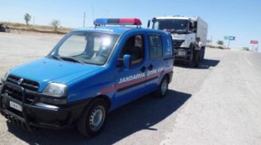 Jandarma &Ccedil;evre Koruma Timi Denetimlerini S&uuml;rd&uuml;r&uuml;yor