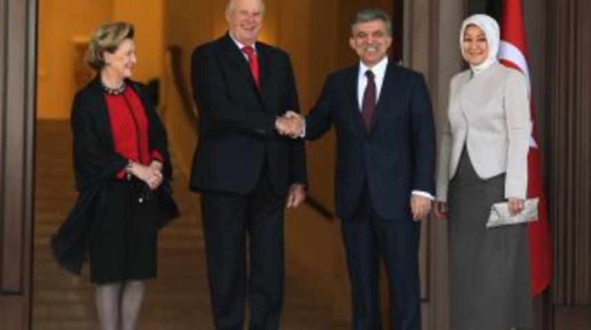 Cumhurbaşkanı G&uuml;l: T&uuml;rkiye, Ge&ccedil;mişteki Noksanlıklarını D&uuml;zeltmiştir