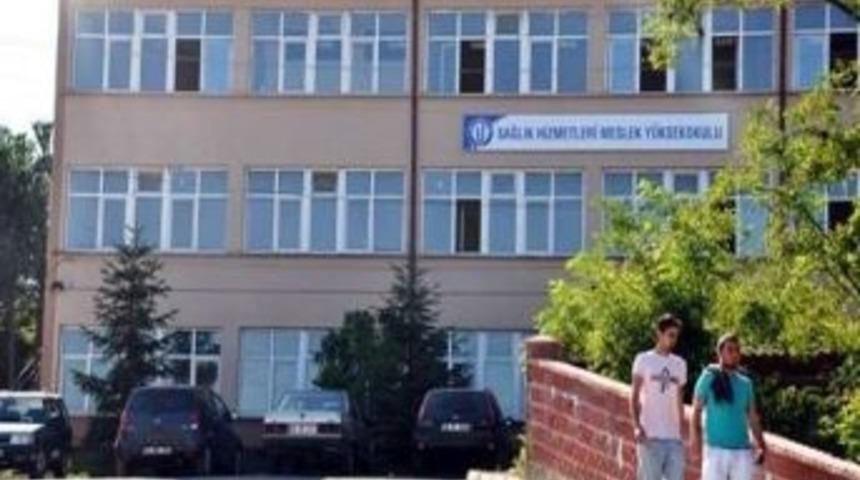 B&uuml;&rsquo;de Paramedik Programı