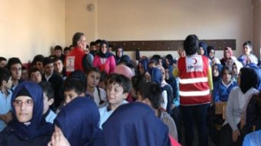 Kızılay&rsquo;dan, İmam Hatip Lisesi &Ouml;ğrencilerine Seminer