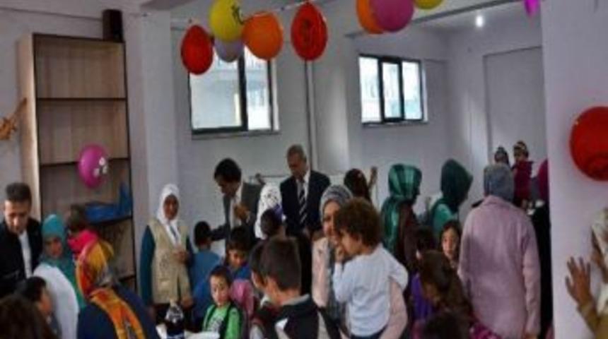 Belediyenin S&uuml;rpriz Yaşg&uuml;n&uuml; Partileri &Ccedil;ocukları Sevindiriyor