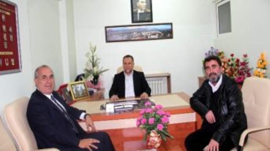 Suşehri Belediye Başkanı Sel, Esnaf Odası Başkanlığını Ziyaret Etti